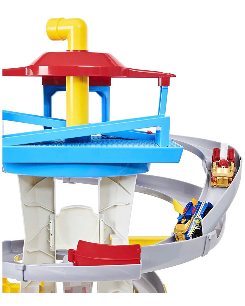 Paw Patrol, True Metal Adventure Bay Rescue Way Playset con 2 vehículos exclusivos, escala 1:55